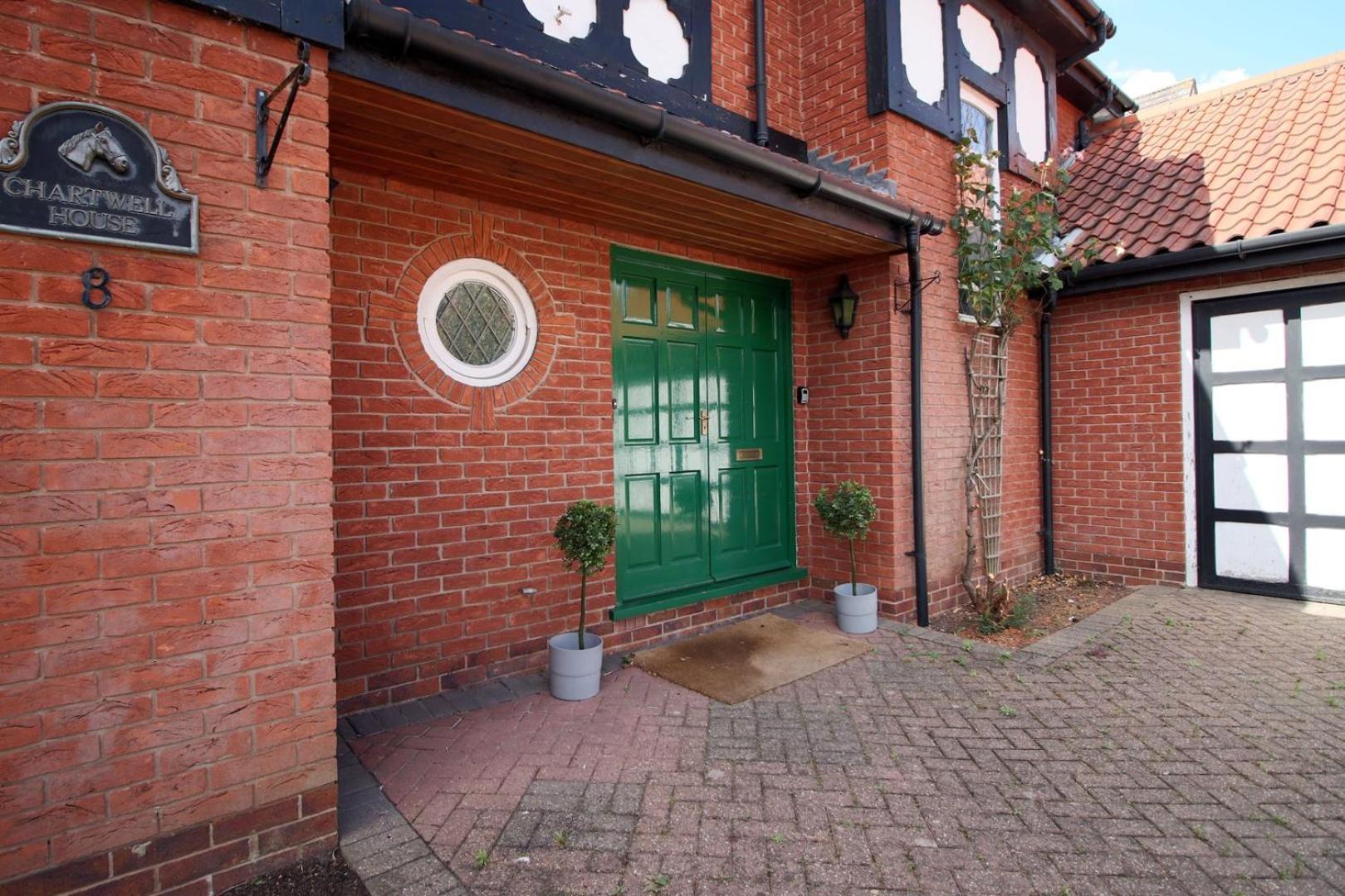 Chartwell Grove Hotel Nottingham Exterior photo